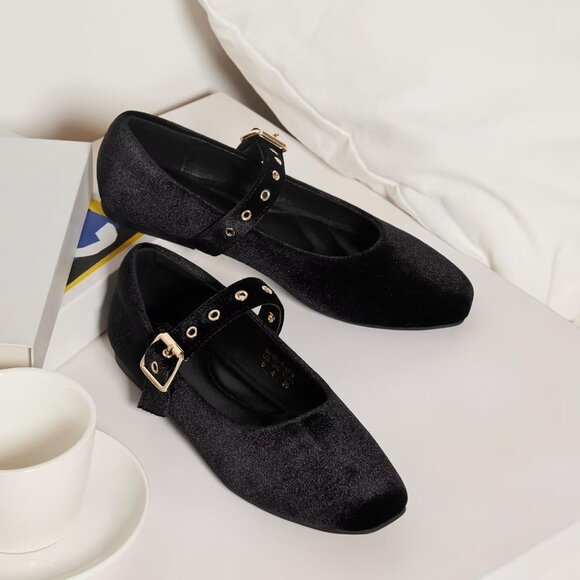 Women Velvet Black Polyurethane (PU) Closed Toe Strap Buckle Ballerina Flats - Picture 7 of 8